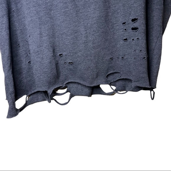 SOLD BANANA REPUBLIC Distressed Elephant Graphic Crop Top - Picture 5 of 10